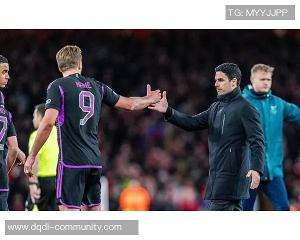 友谊赛激战：拜仁与阿森纳1比1平局红牌争议引发全场热议