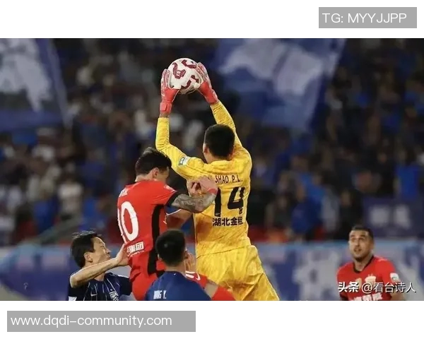 中超热战：拜仁大胜切尔西四球逆转引发转会风波